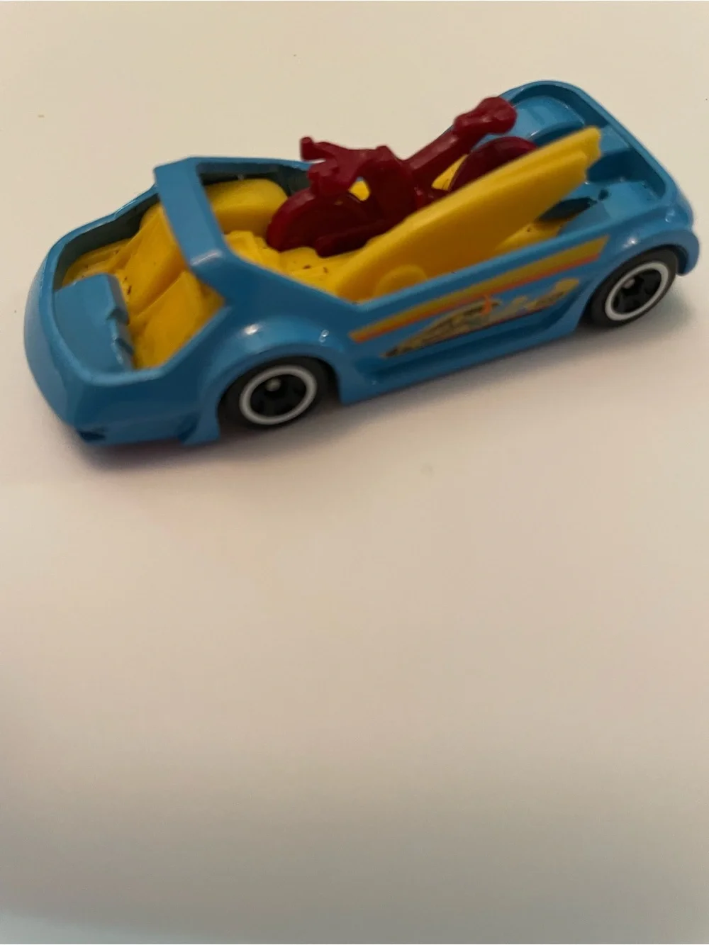 Hot Wheels Surf's Up 4/5 Deora III 71/250 Blue red motorcycle and surfboard